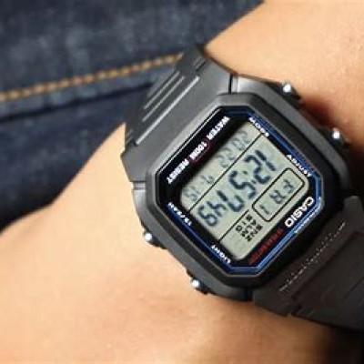 Vintage CASIO W-800H-1A Silicone Black Men Women Unisex Chrono Watch 100mt -