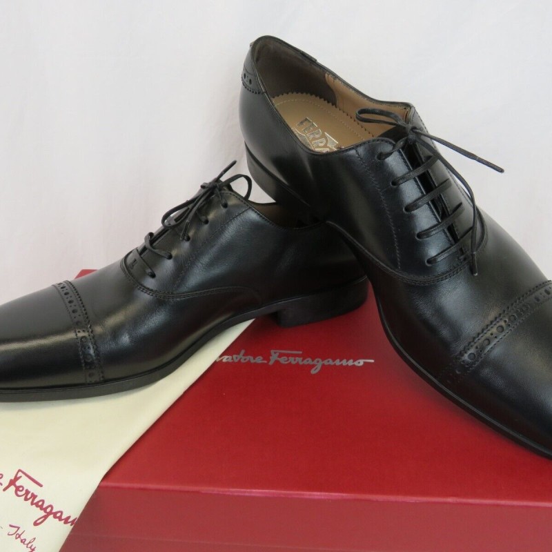 Salvatore Ferragamo Boston Men's Oxford Dress Shoe, Size 8 - Black